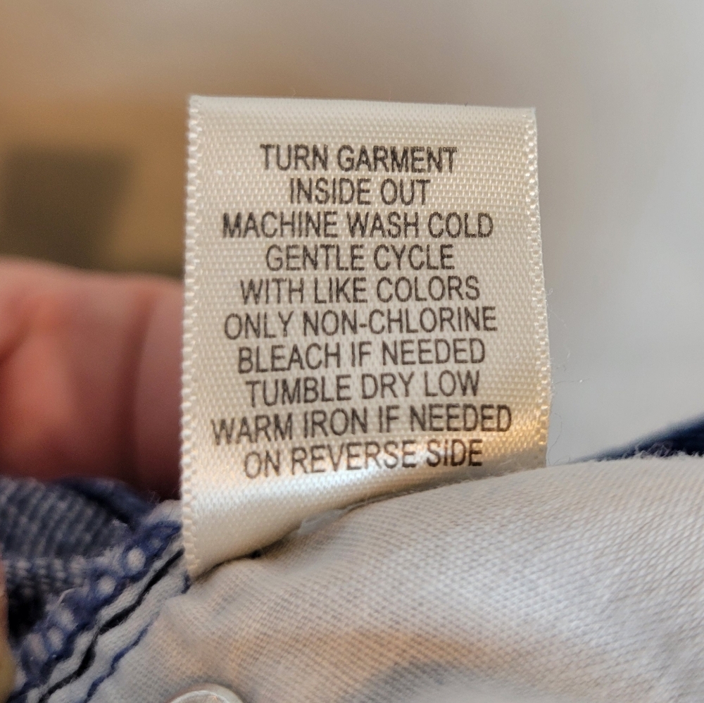 Christopher & Banks denim jean embroidered capris pants Size 10 - Picture 7 of 7